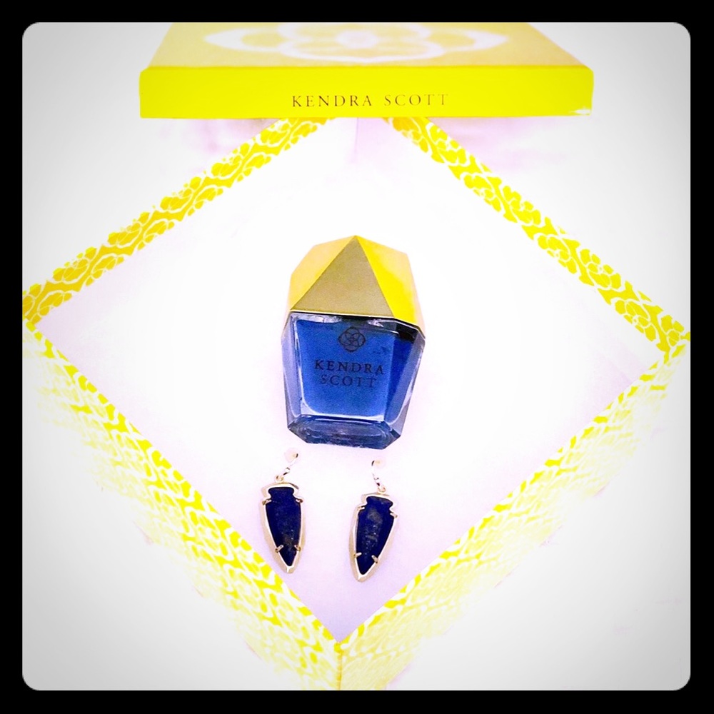 Kendra Scott Katelyn earrings/Nail Polish Set NIB